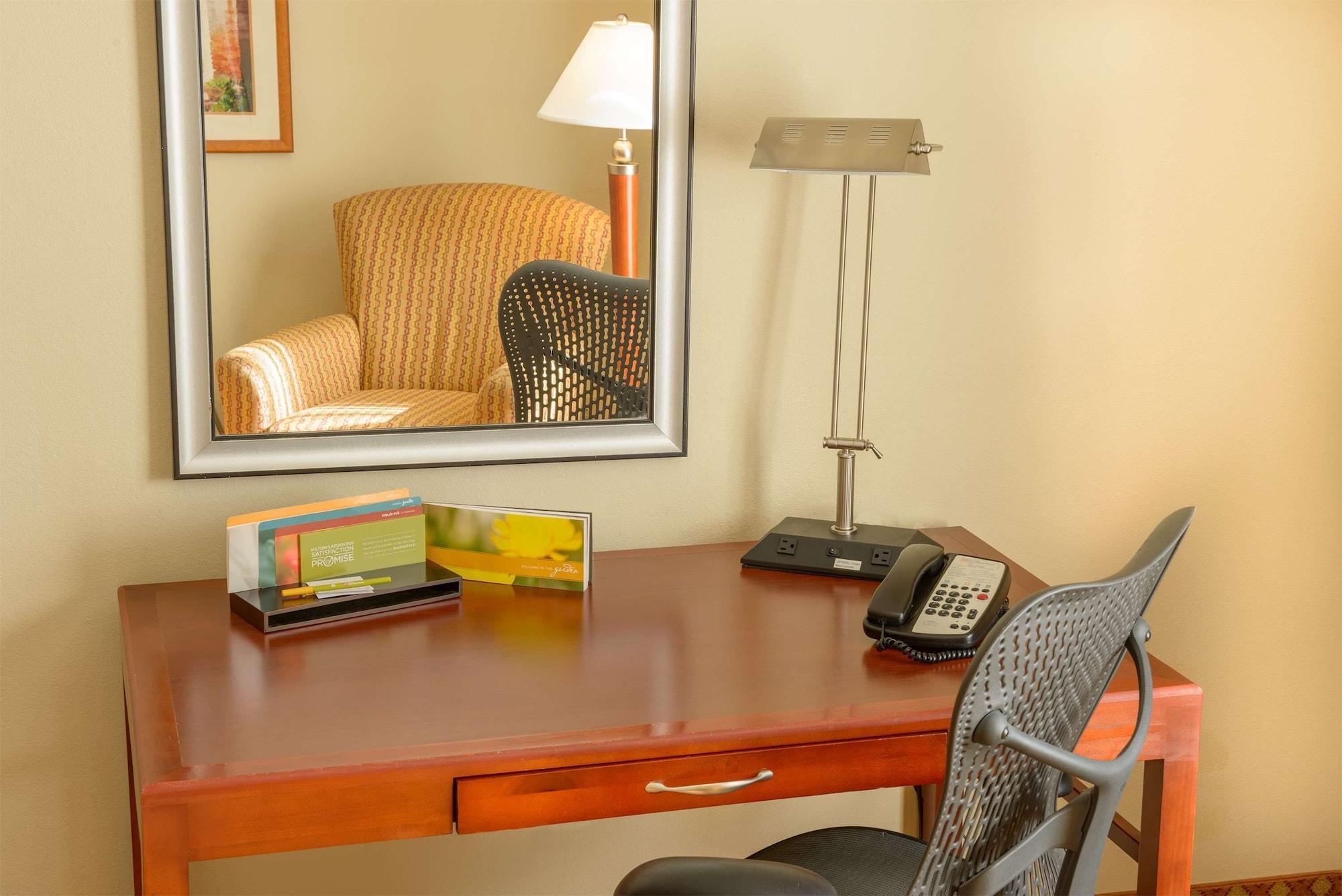 Hilton Garden Inn Джоплин Экстерьер фото