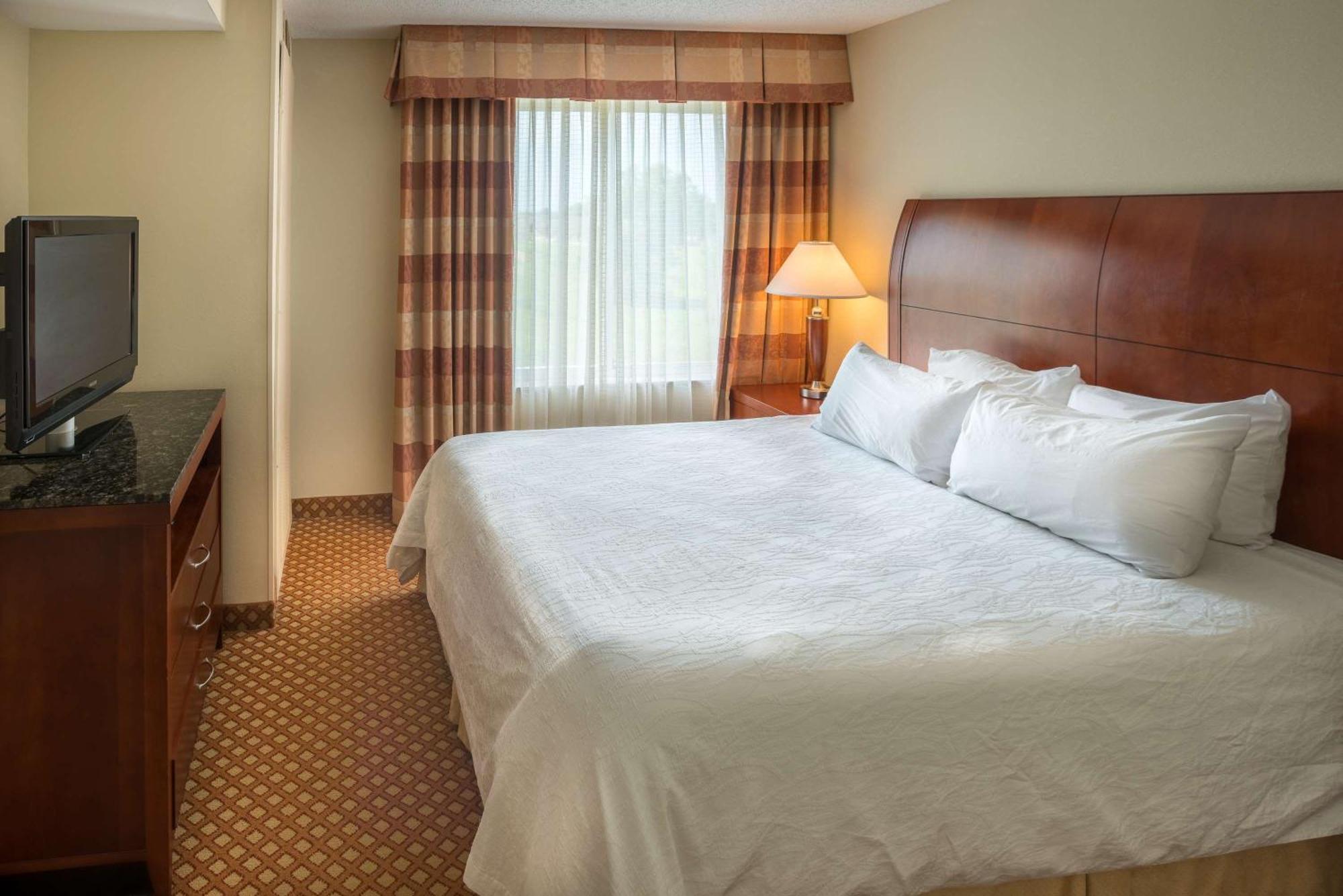Hilton Garden Inn Джоплин Экстерьер фото