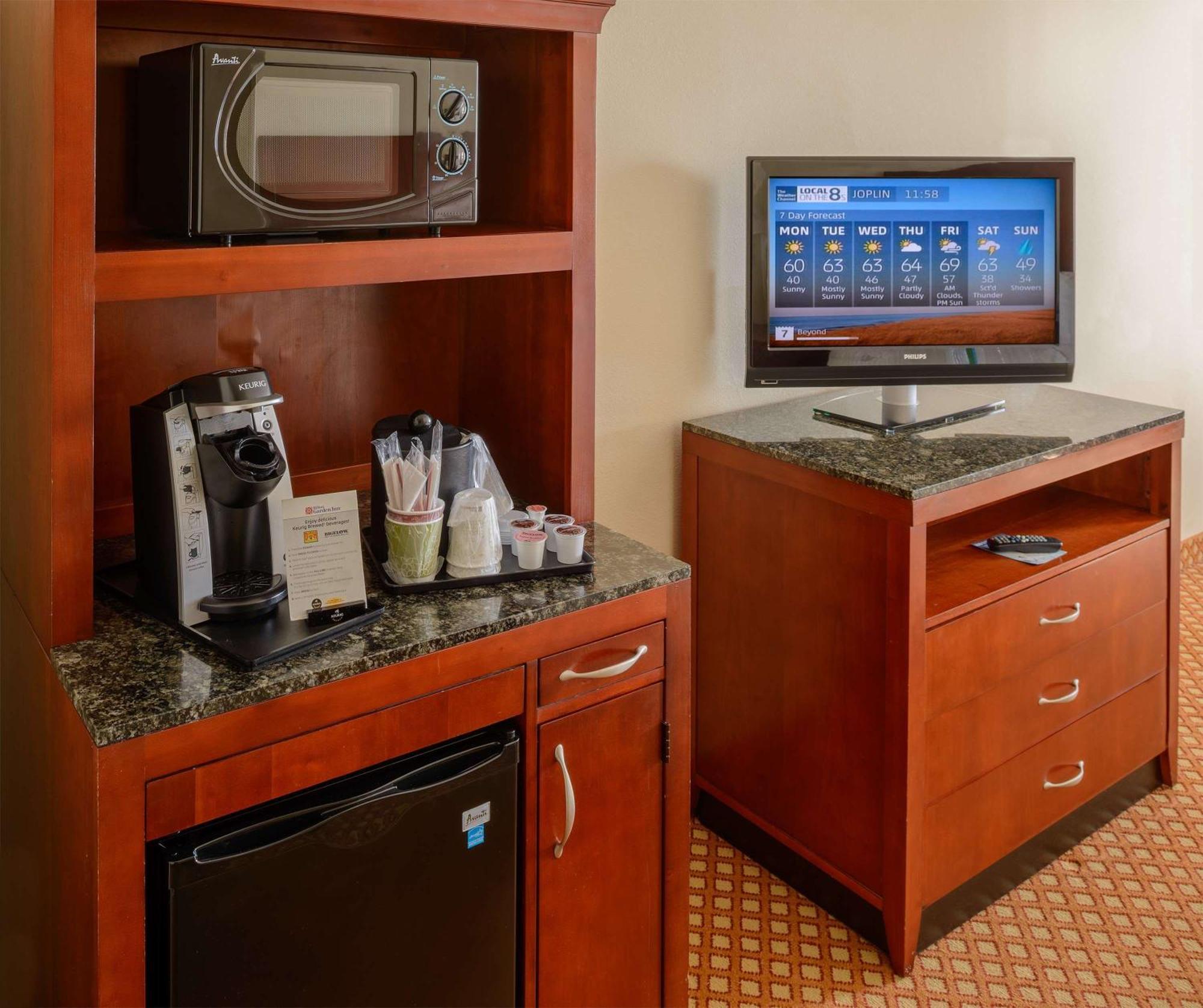 Hilton Garden Inn Джоплин Экстерьер фото