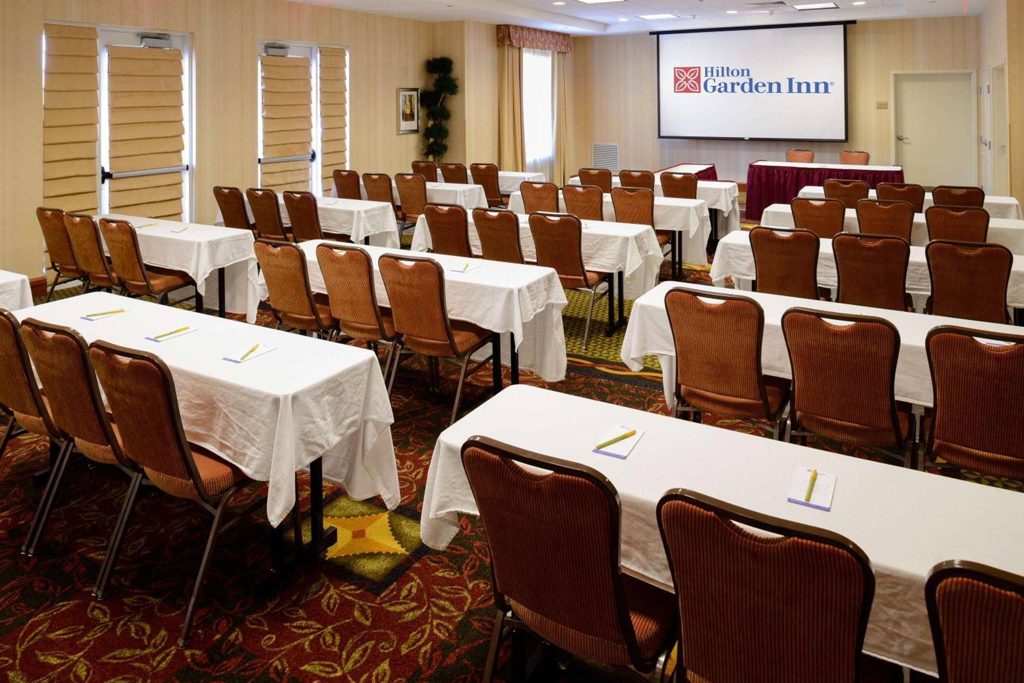 Hilton Garden Inn Джоплин Экстерьер фото