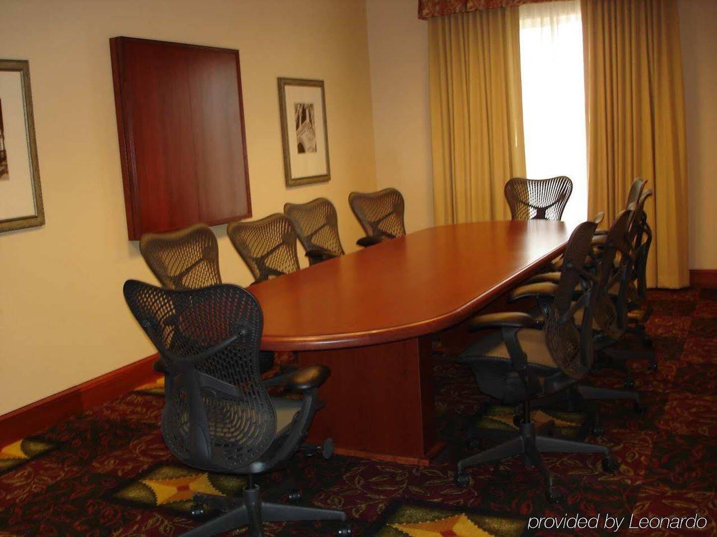 Hilton Garden Inn Джоплин Экстерьер фото